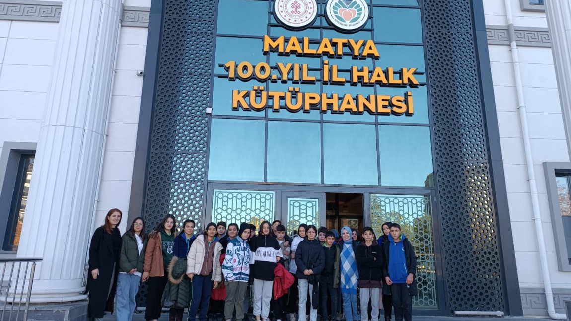 Gezi Kulübümüzün Kütüphane Ziyareti